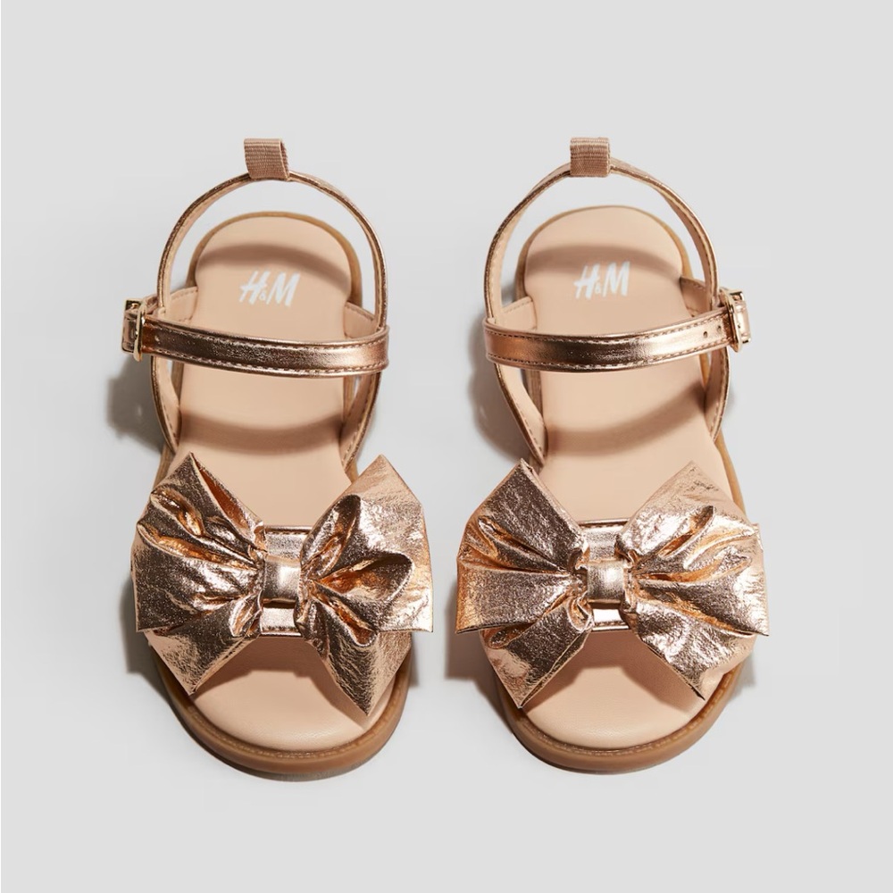 H&M girls shimmery bow sandals size 11